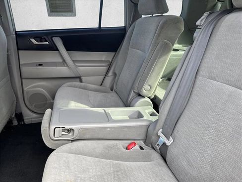 Used 2012 Toyota Highlander 4WD Hybrid image 19