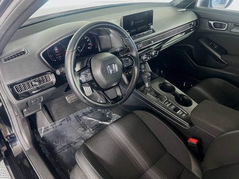 Used 2025 Honda Civic Sport image 11