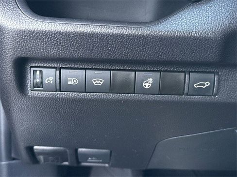 Used 2024 Toyota RAV4 XLE w/ Convenience Package image 24