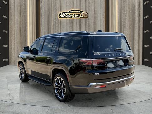 Used 2022 Jeep Wagoneer Series II w/ Premium Group I image 5