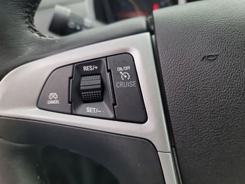 Used 2017 Chevrolet Equinox LT w/ Convenience Package AWD/4WD image 23