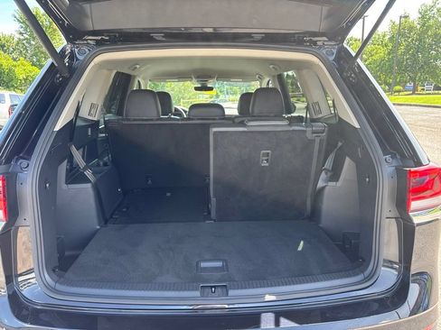 Used 2024 Volkswagen Atlas SE FWD image 14