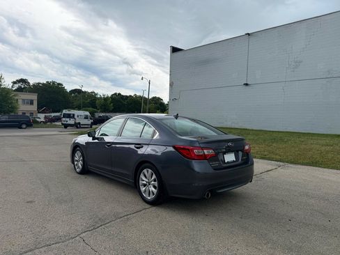 Used 2016 Subaru Legacy 2.5i Premium w/ Moonroof Package AWD/4WD image 5
