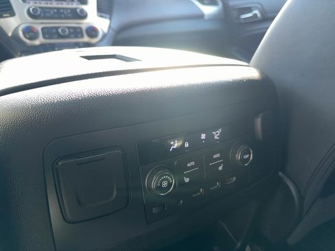 Used 2020 GMC Yukon XL SLT image 13