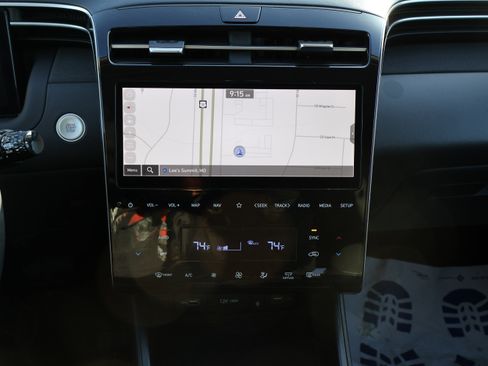 Used 2024 Hyundai Tucson Limited image 23