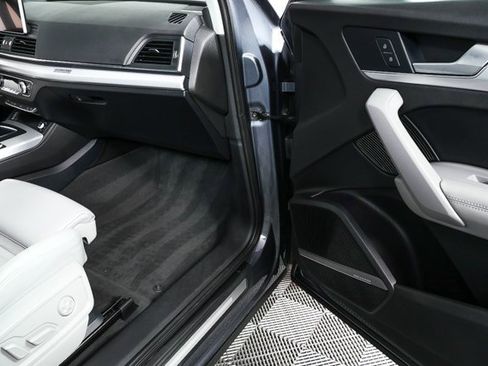 Used 2018 Audi Q5 Prestige image 25