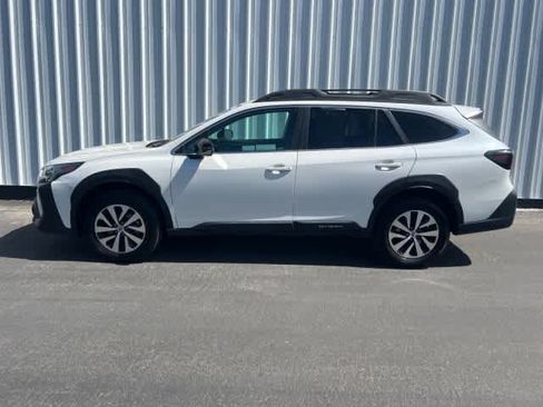 Certified 2023 Subaru Outback Premium w/ Tech Package 1 AWD/4WD image 3