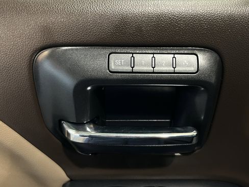 Used 2018 Chevrolet Silverado 2500 LTZ w/ Duramax Plus Package image 25