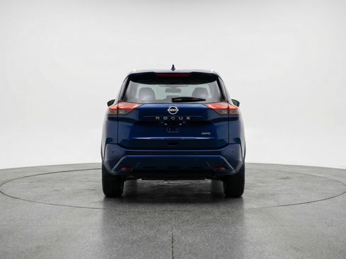 Used 2025 Nissan Rogue SV AWD/4WD image 7