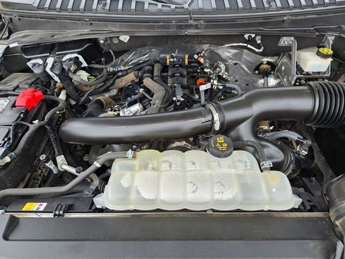 Used 2024 Ford Expedition Limited AWD/4WD image 38