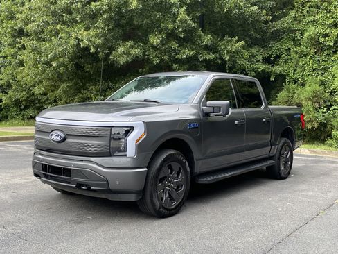 Used 2025 Ford F150 Lightning Flash AWD/4WD image 5
