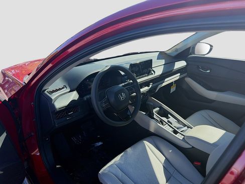 New 2025 Honda Accord SE image 9