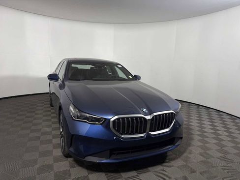 New 2026 BMW 530i xDrive w/ Premium Package image 6