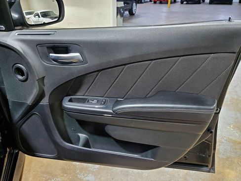 Used 2023 Dodge Charger R/T w/ Blacktop Package RWD image 15