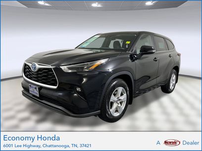 Used 2023 Toyota Highlander LE