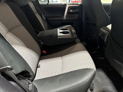 Used 2016 Toyota 4Runner SR5 AWD/4WD image 20