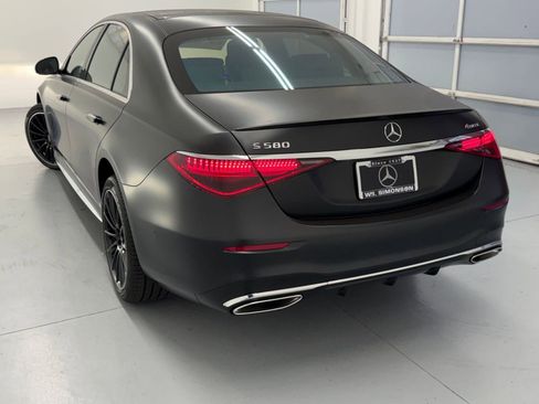 New 2026 Mercedes-Benz S 580 4MATIC Sedan image 2