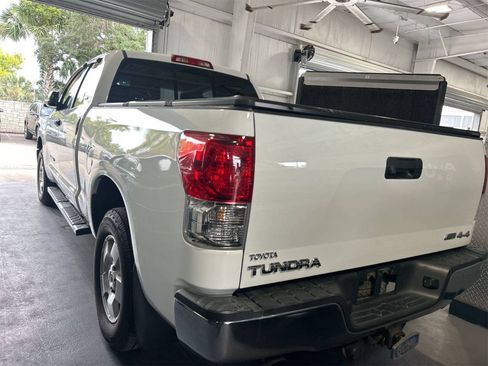 Used 2012 Toyota Tundra 4x4 Double Cab w/ TRD Off-Road Pkg image 5