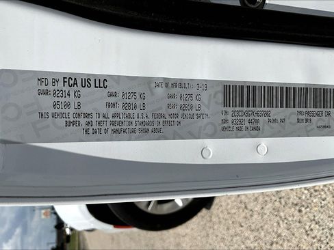 Used 2019 Dodge Charger SXT image 4