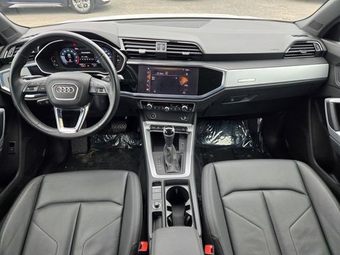 Used 2021 Audi Q3 2.0T Premium image 14