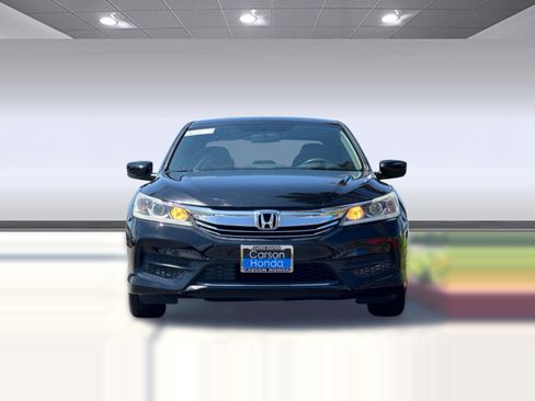 Used 2017 Honda Accord LX image 6