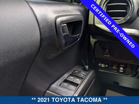 Used 2021 Toyota Tacoma TRD Sport RWD image 29
