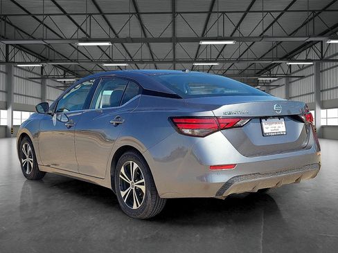 Used 2023 Nissan Sentra SV image 3