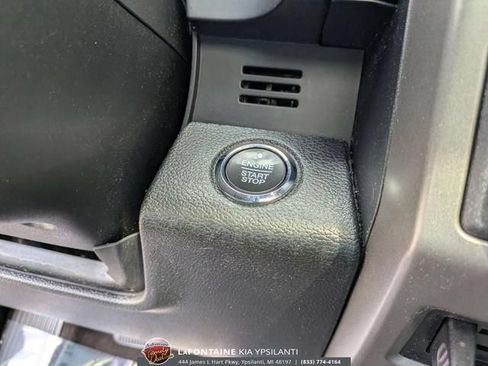 Used 2021 Ford Expedition XLT AWD/4WD image 22