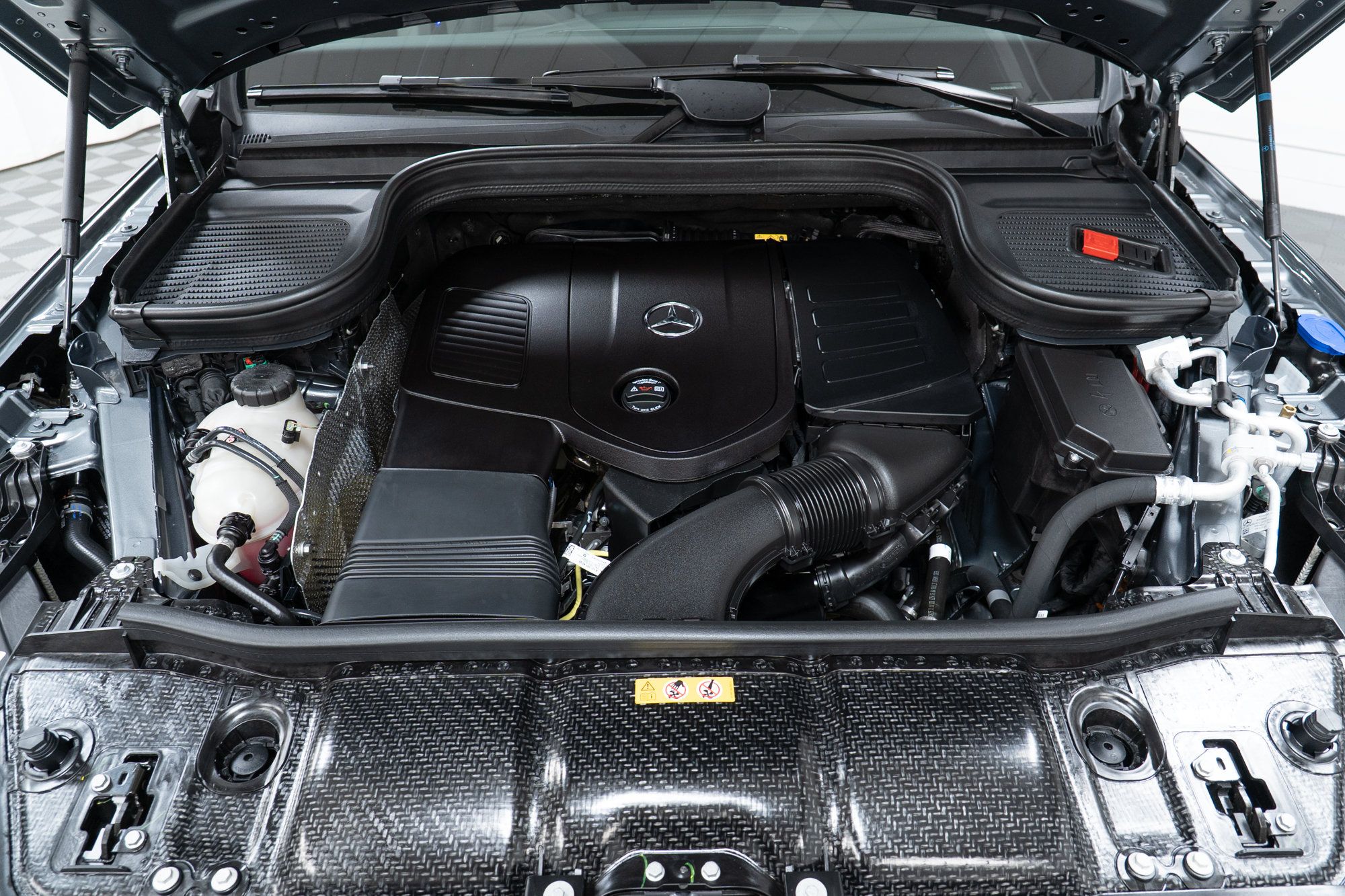 Used 2026 Mercedes-Benz GLE 450e 4MATIC image 9
