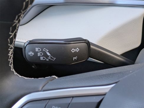 New 2026 Volkswagen Taos SEL image 37