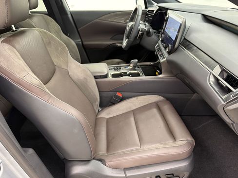 Used 2023 Lexus RX 350 AWD w/ Cold Area Package image 29