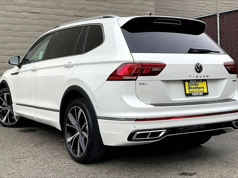 Certified 2024 Volkswagen Tiguan SEL R-Line image 10