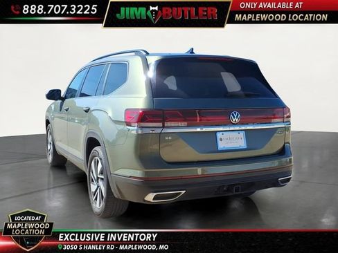 Used 2026 Volkswagen Atlas SE AWD/4WD image 2