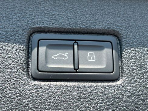 New 2025 Audi Q7 3.0T Premium Plus image 13