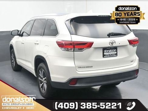Used 2018 Toyota Highlander XLE image 4