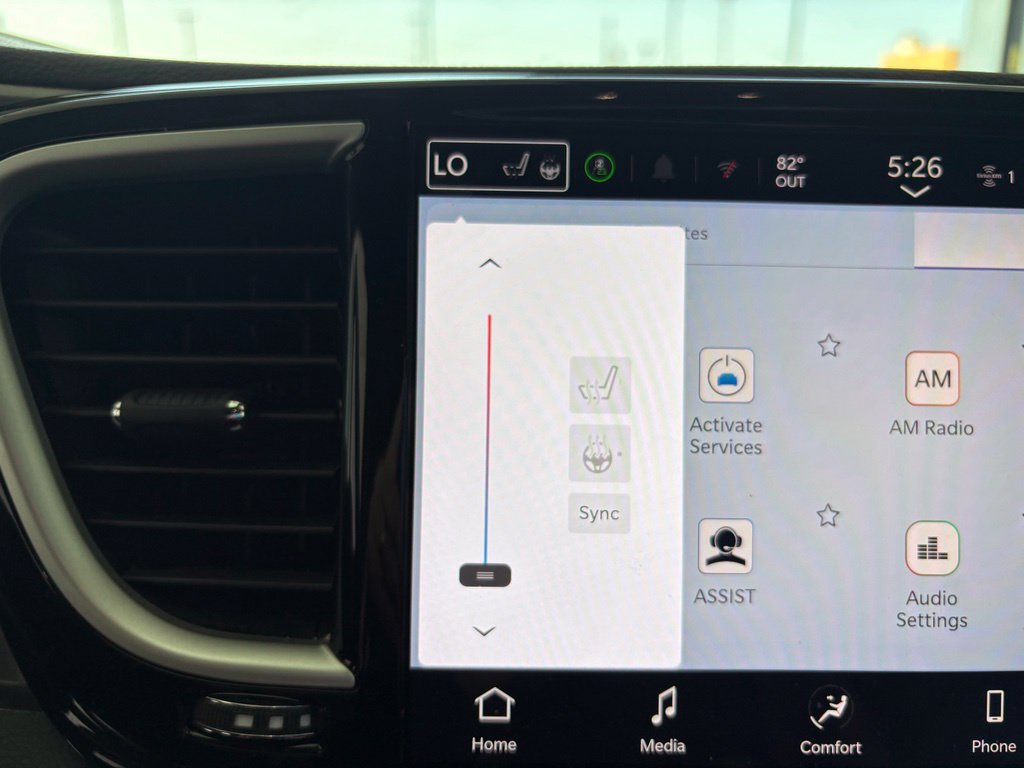 Used 2025 Chrysler Pacifica Select FWD image 10
