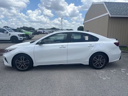 Used 2023 Kia Forte GT-Line w/ GT-Line Premium Package FWD image 8