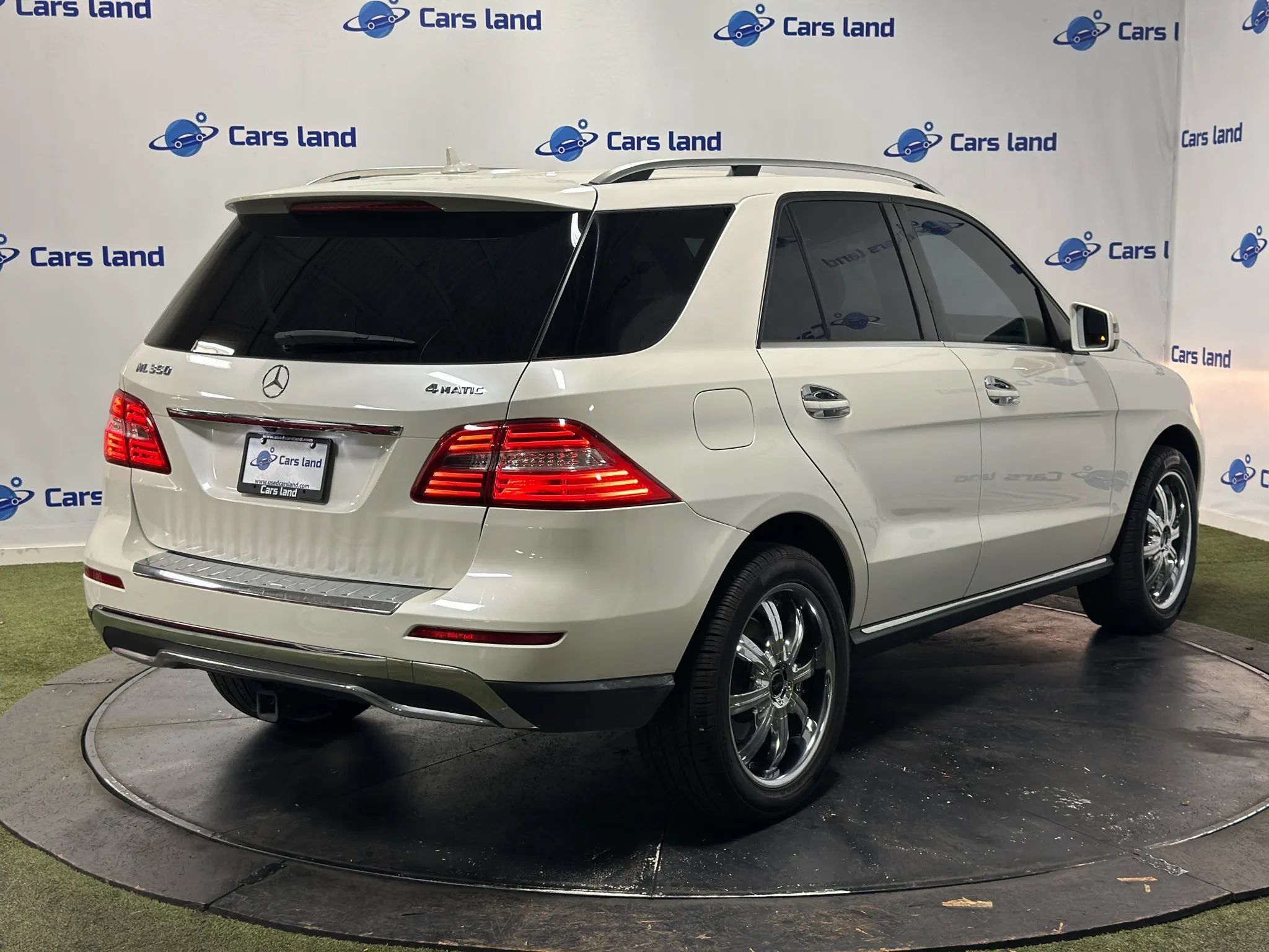 Used 2013 Mercedes-Benz ML 350 4MATIC image 3