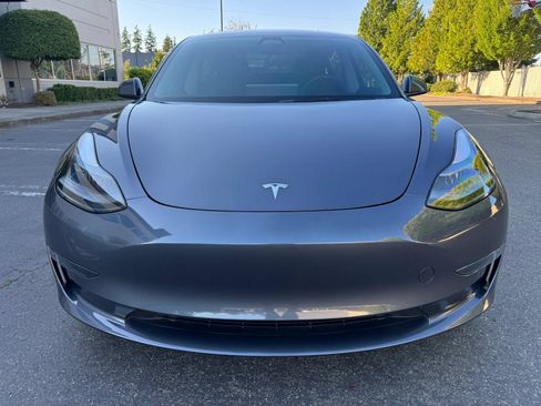 Used 2023 Tesla Model 3 Standard Range RWD image 3