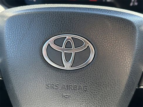 Used 2024 Toyota Grand Highlander XLE image 43