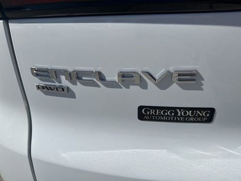 Used 2025 Buick Enclave Sport Touring w/ Power Package image 15