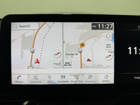 Used 2021 Nissan Armada SV image 18