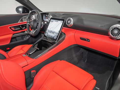 Used 2025 Mercedes-Benz AMG GT 63 image 23