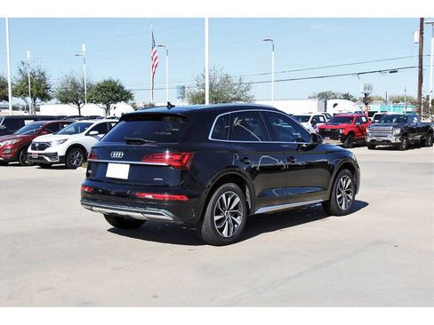 Used 2021 Audi Q5 2.0T Premium w/ Convenience Package image 6