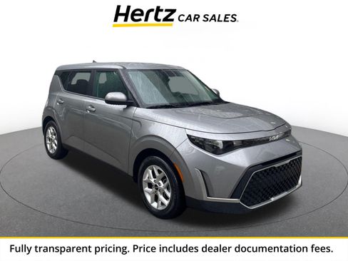 Used 2025 Kia Soul LX w/ LX Technology Package FWD image 1