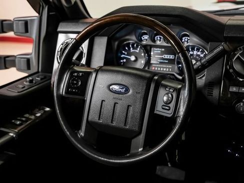 Used 2016 Ford F350 Platinum w/ FX4 Off-Road Package AWD/4WD image 15