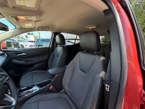 Used 2024 Buick Encore GX Preferred FWD image 11