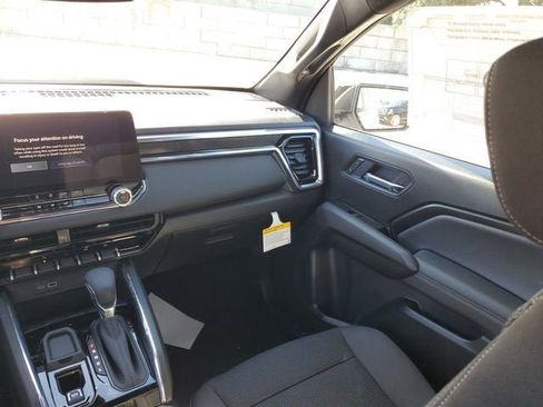 New 2026 GMC Canyon Elevation image 15