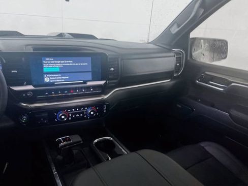 Used 2023 Chevrolet Silverado 1500 LT Trail Boss w/ LT Trail Boss Premium Package AWD/4WD image 21