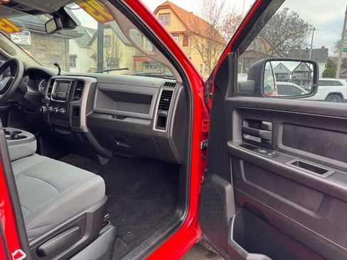 Used 2015 RAM 1500 Express image 32
